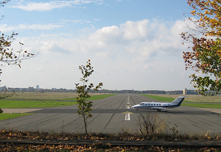 tempelhofer_feld.jpg
