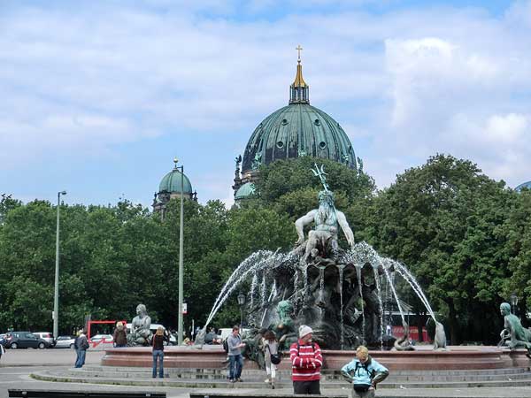 Neptunbrunnen