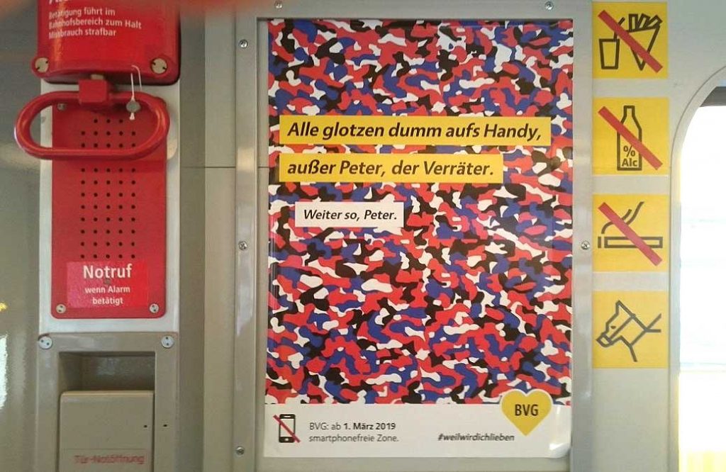 BVG-Plakat zur handyfreien Zone